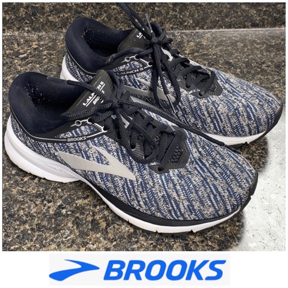 Brooks Shoes - Brooks Launch 5 very nice Very little wear